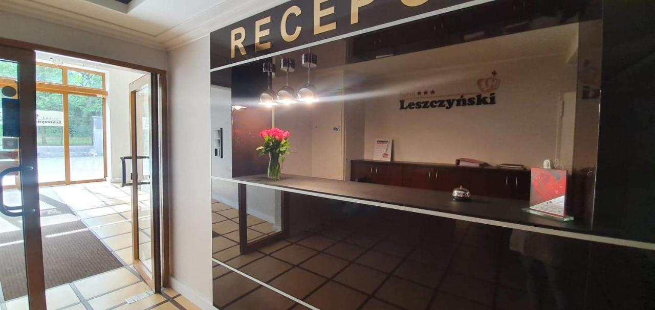 Hotel Leszczynski Константынув-Лодзинский Экстерьер фото